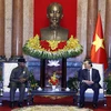 [Photo] Chủ tịch nước Nguyễn Xuân Phúc tiếp Phó Tổng thống Nigeria