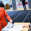 Thị trưởng Berlin Franziska Giffey bỏ phiếu bầu. (Nguồn: DPA)