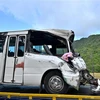 Chiếc xe buýt bị hư hại sau vụ tai nạn tại Gualaca, Panama ngày 15/2/2023. (Ảnh: AFP/TTXVN)
