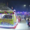 [Photo] Diễu hành văn hóa đường phố 'Rực rỡ đêm hội hoa Ban'