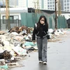 [Photo] Các điểm rác thải tự phát vẫn tồn tại khắp nơi ở Hà Nội