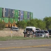 Người nhập cư trái phép được phát hiện trên một chuyến tàu chở hàng ở phía Nam bang Texas. (Nguồn: ABC News)