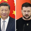 Chủ tịch Trung Quốc Tập Cận Bình (trái) và Tổng thống Ukraine Volodymyr Zelensky. (Ảnh: Kyodo/TTXVN)