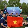 Một đội tuyển bóng đá của Việt Nam tham gia giao lưu. (Ảnh: Duy Trinh/TTXVN)