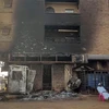 Một tòa nhà bị hư hại do giao tranh giữa quân đội Sudan và nhóm bán quân sự Các Lực lượng Hỗ trợ nhanh (RSF) tại thủ đô Khartoum ngày 24/5/2023. (Ảnh: AFP/TTXVN)