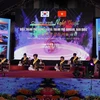 Nhạc truyền thống Samdo Seoljanggo garak do Liên đoàn nghệ thuật Hàn Quốc-Chi hội Gunsan trình diễn. (Ảnh: Huỳnh Sơn/TTXVN)
