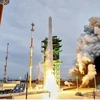 Tên lửa đẩy vũ trụ Nuri do Hàn Quốc tự chế tạo mang theo 8 vệ tinh được phóng từ Trung tâm Vũ trụ Naro tại làng Goheung, tỉnh Nam Jeolla, Hàn Quốc. (Ảnh: KARI/TTXVN phát)