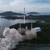 Hãng thông tấn Trung ương Triều Tiên (KCNA) đưa tin Cơ quan Phát triển Hàng không Vũ trụ quốc gia (NADA) của nước này đã phóng vệ tinh trinh sát quân sự "Malligyong-1" gắn trên tên lửa đẩy kiểu mới "Chollima-1," tại Bãi phóng Vệ tinh Sohae ở quận Cholsan 