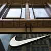 Người dân 'thắt chặt hầu bao,' Nike dự báo kết quả kinh doanh ảm đạm