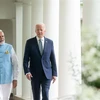 Ngày 22/6, Tổng thống Mỹ Joe Biden (phải) và Thủ tướng Ấn Độ Narendra Modi. (Ảnh: AFP/TTXVN)