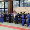 Chủ tịch nước Võ Văn Thưởng và các đại biểu dự giao lưu võ thuật Việt Nam-Nhật Bản. (Ảnh: Thống Nhất/TTXVN) 