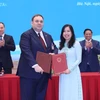 Hai Thủ tướng chứng kiến lễ ký văn kiện hợp tác giữa Việt Nam và Belarus