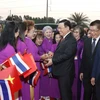 Chủ tịch Quốc hội Vương Đình Huệ với Cộng đồng người Việt Nam toàn Thái. (Ảnh: Doãn Tấn/TTXVN)