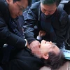Hiện trường lãnh đạo đối lập ở Hàn Quốc bị tấn công bằng dao