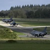 Máy bay chiến đấu của Bỉ cất cánh tới Estonia, thực thi sứ mệnh của lực lượng thuộc Tổ chức Hiệp ước Bắc Đại Tây Dương (NATO), ngày 5/10/2022. (Ảnh: AFP/TTXVN)
