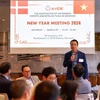 Tiến sỹ Lê Quý Vang, Chủ tịch Hội Chuyên gia, Trí thức Việt Nam tại Đan Mạch, báo cáo kết quả hoạt động năm 2023 và phương hướng năm 2024. (Nguồn: Báo Quốc tế)