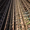 Tòa nhà chung cư ở Hong Kong, Trung Quốc. (Ảnh: AFP/TTXVN)