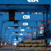 Cảng container ở Hamburg, miền Bắc Đức. (Ảnh: AFP/TTXVN)