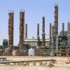 Một cơ sở lọc dầu tại Ras Lanuf, Libya. (Ảnh: AFP/TTXVN)