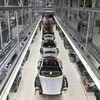 Sản xuất xe tại nhà máy của hãng ôtô Porsche ở Stuttgart, Đức. (Ảnh: AFP/TTXVN)