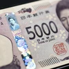 Đồng tiền mệnh giá 5.000 yen mới của Nhật Bản. (Ảnh: Kyodo/TTXVN)