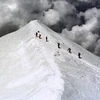 Toàn cảnh ngọn núi Mont-Blanc trên dãy Alps tại Pháp. (Ảnh: AFP/TTXVN)