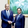 Phó thủ tướng, Bộ trưởng Ngoại giao Bùi Thanh Sơn gặp Ngoại trưởng Nga Lavrov. (Nguồn: Báo Thanh niên)