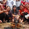 [Photo] Chen lấn xem lễ hội kéo lửa nấu cơm thi độc đáo nhất Hà Thành 