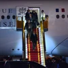 Tổng thống Pháp Francois Hollande đã đặt chân xuống Sân bay Quốc tế Nội Bài. (Ảnh: PV/Vietnam+)