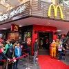 Sáng 2/12, chuỗi nhà hàng thức ăn nhanh McDonald’s chính thức khai trương nhà hàng đầu tiên tại Hà Nội. (Ảnh: Minh Sơn/Vietnam+)