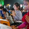 Cứ mỗi dịp đầu năm, nhiều người dân từ khắp nơi lại đến chùa Ninh Tảo (huyện Thanh Liêm, Hà Nam) để tham dự lễ cầu an. (Ảnh: PV/Vietnam+) 