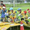 Sáng 6/5 tại Hà Nội, hàng trăm em nhỏ đã bước vào giải đua xe thăng bằng đầy quyết liệt nhưng không kém phần vui nhộn, bổ ích mang tên Cua-rơ Nhí 2018. (Ảnh: PV/Vietnam+) 