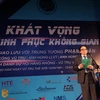 Phó giáo sư, tiến sỹ Phạm Ngọc Lãng, Chủ tịch Hội Hàng không-Vũ trụ Việt Nam giới thiệu về cuộc thi ROBOBAY. (Ảnh: Minh Sơn/Vietnam+)