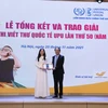 Em Đào Anh Thư đã đoạt giải Nhất quốc gia cuộc thi viết thứ UPU lần thứ 50. (Ảnh: Bưu điện Việt Nam)