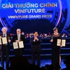 Giải thưởng cao nhất trị giá 3 triệu đô la Mỹ đã được trao cho 3 nhà khoa học Katalin Kariko, Drew Weissman (Mỹ) và Pieter Cullis (Canada). (Ảnh: PV/Vietnam+)