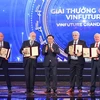 Các nhà khoa học đoạt giải thưởng cao nhất VinFuture 2022. (Ảnh: Minh Sơn/Vietnam+)
