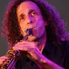 Huyền thoại saxophone đại chúng số một thế giới - Kenny G. (Ảnh: BTC)