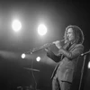 [Photo] Huyền thoại Saxophone Kenny G khiến khán giả ngây ngất 