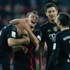 Hủy diệt Augsburg, Bayern có Autumn Cup, BvB tiếp tục chìm sâu
