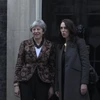 Thủ tướng Anh Theresa May và người đồng cấp New Zealand Jacinda Arden tại phố Downing. (Nguồn: The West Australian)