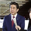 Thủ tướng Nhật Bản Shinzo Abe phát biểu với báo giới tại Tokyo ngày 25/2/2019. (Nguồn: Kyodo/ TTXVN)