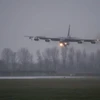 Mỹ điều 6 máy bay ném bom chiến lược B-52 đến châu Âu. (Nguồn: NEWSREP)