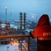 Nhà máy lọc dầu Lukoil của Nga. (Nguồn: CNBC)