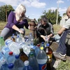 Xung đột tại Đông Ukraine đang khiến nhiều người không có nước sạch. (Nguồn: Daily Times)