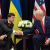 Tổng thống Donald Trump và người đồng cấp Volodymyr Zelenskiy. (Nguồn: EPA)