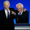 Thượng nghĩ sỹ Sanders (phải) và ứng cử viên tổng thống Joe Biden. (Ảnh: Vox)