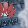 Huawei tiếp tục là ''mục tiêu'' của chính quyền Mỹ. (Ảnh: CNBC)