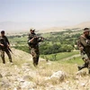 Lực lượng an ninh Afghanistan trong chiến dịch truy quét phiến quân Taliban. (Ảnh: THX/TTXVN)