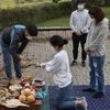 Người dân Hàn Quốc trong kỳ nghỉ lễ Trung Thu (Chuseok). (Ảnh: ucanews)