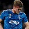 Trung vệ De Ligt gặp chấn thương vùng đầu trong trận Juventus thua 0-1 Lyon rạng sáng 27/2. (Ảnh: Getty Images)